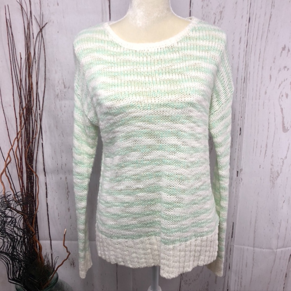 AEROPOSTALE CROCHET  SWEATER SIZE S/P